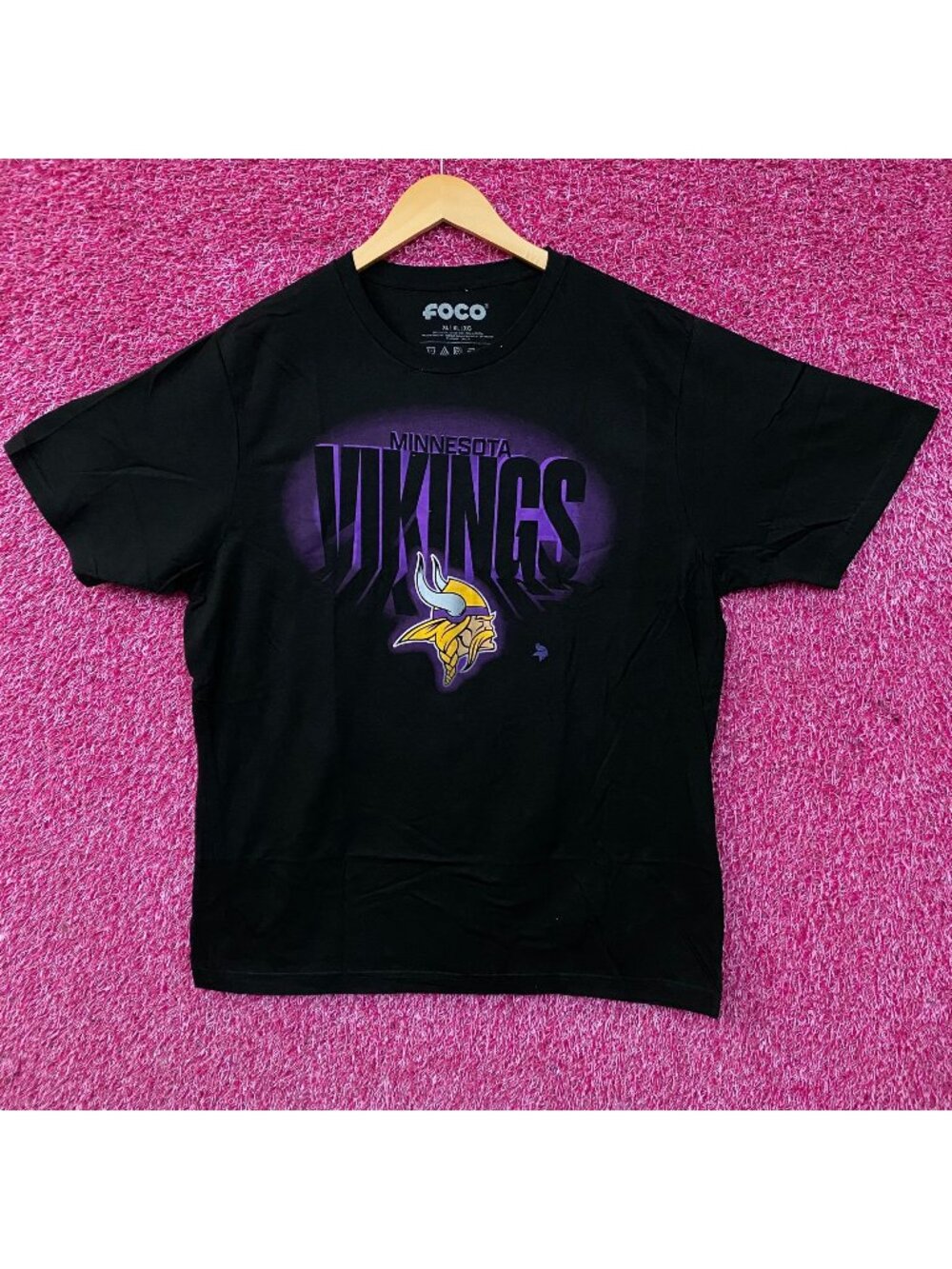 FOCO Minnesota Vikings Logo Graphic T-Shirt XL